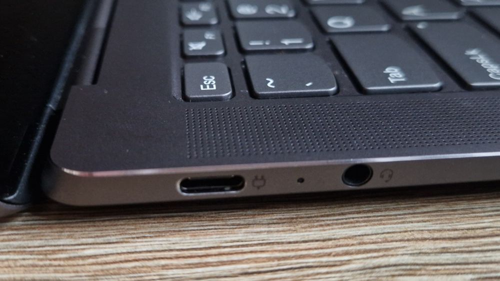 Lenovo IdeaPad S940