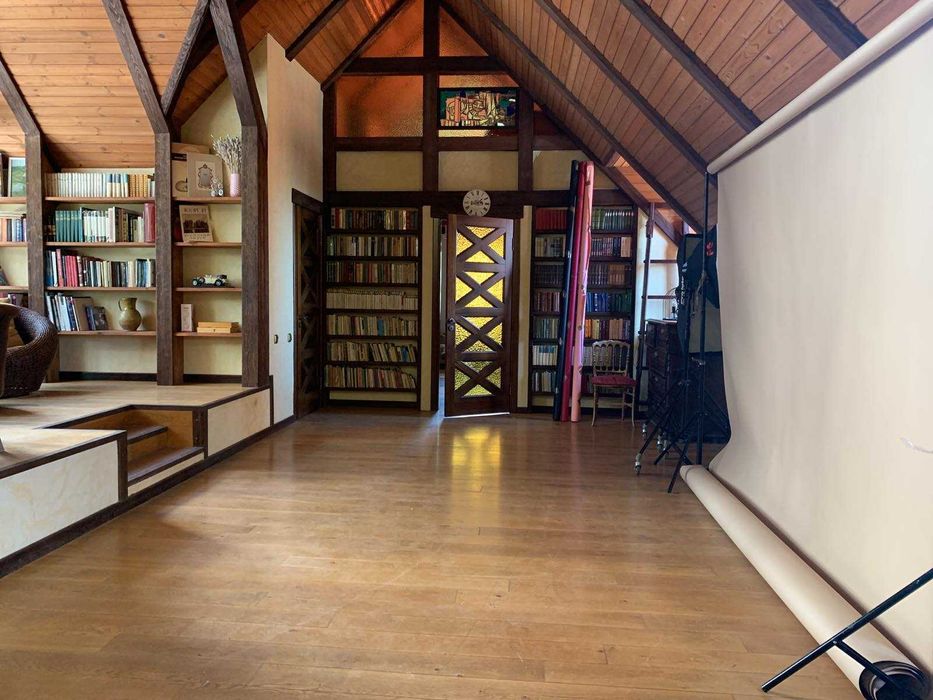 Продам ДОМ Архитектора ! Площадь Поэзии! Центр! ДИЗАЙН