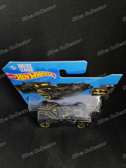 Justice League - Batmobile