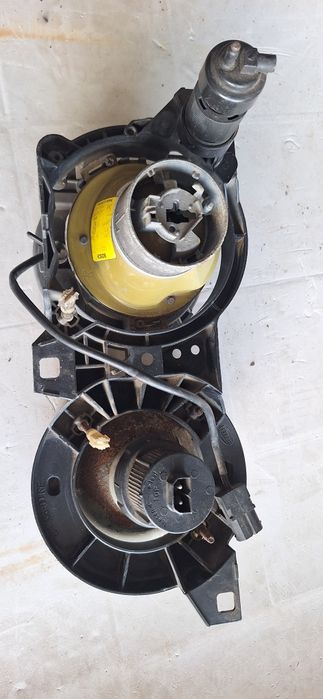 Lampa prawa  HELLA BOSCH  BMW E30