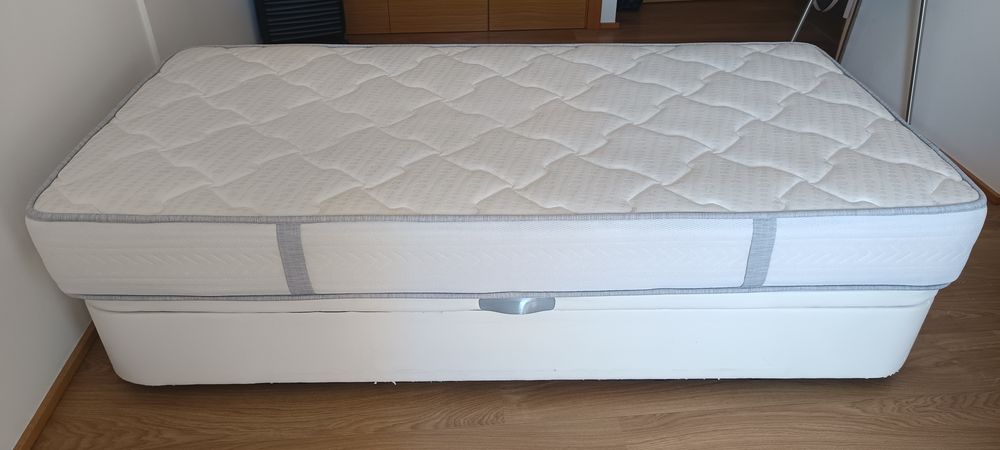 Sommier 190x90 com colchão