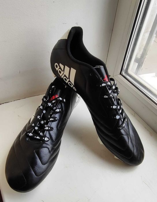 Продам бутсы Adidas р.48