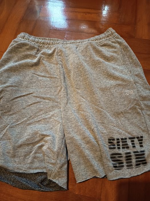 Calções cinzentos da up