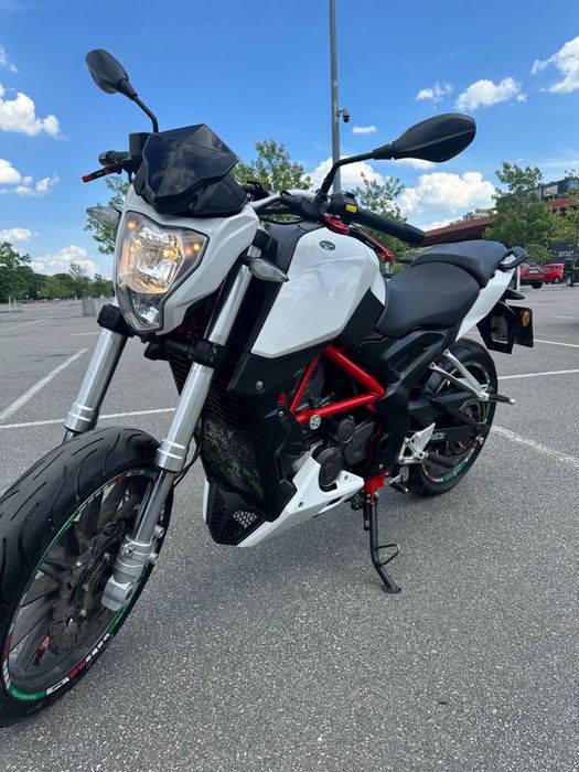 Мотоцикл benelli tnt 250