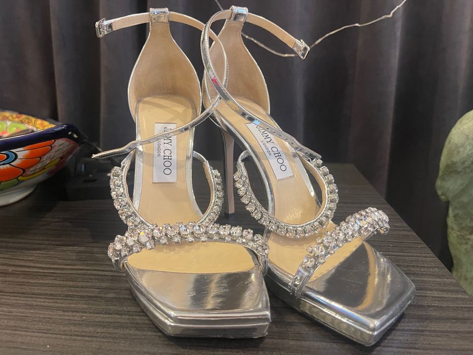 Jimmy Choo szpilki srebrne z kryształami rozm.38