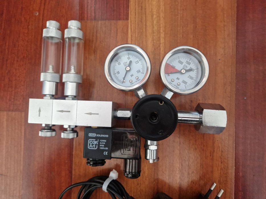 Manómetro Duplo e Solenoide Co2art