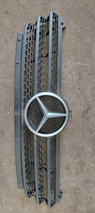 Mercedes Sprinter 2006r grill atrapa