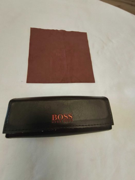 Etui na okulary Hugo Boss- Skóra Polecam