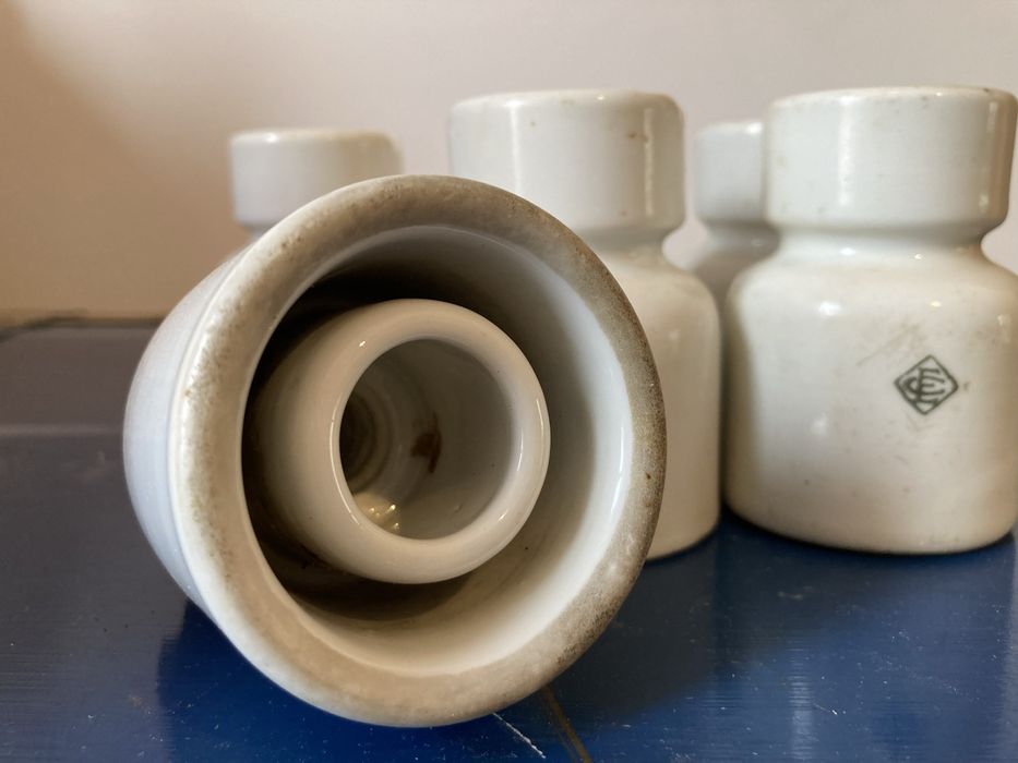 Ceramic Insulators437599277343713283