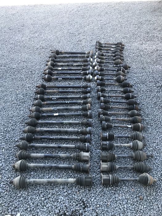 Піввісь R+L полуось skoda a5, vw passat b6, golf5, touran 1.6 1.9 2.0