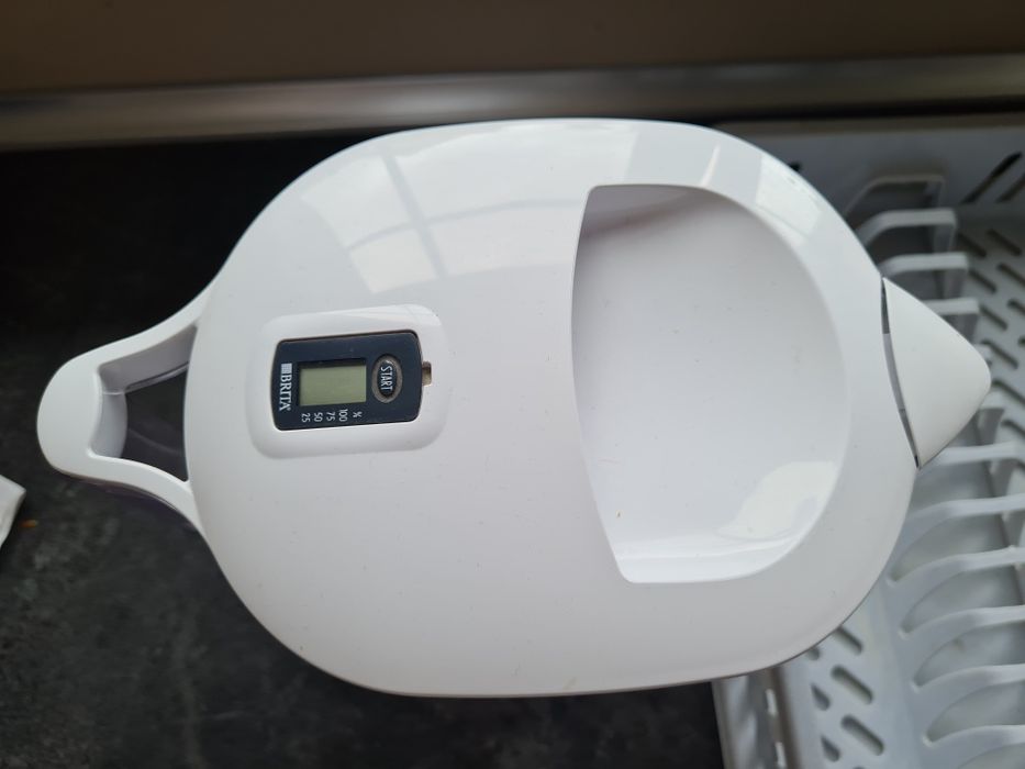 Brita czajnik filtrujący i suszarka na naczynia