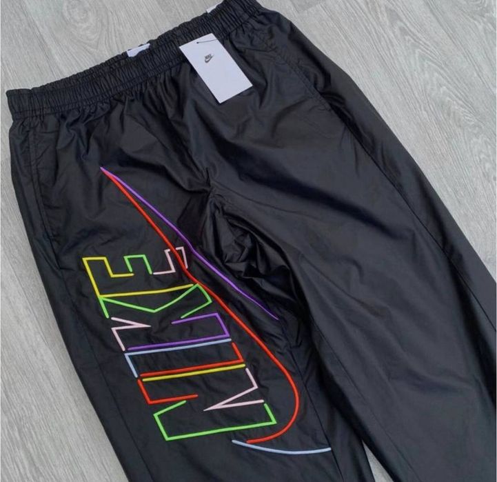 Спортивні нейлонові штани Nike/штани нейлонові найк/nike big logo