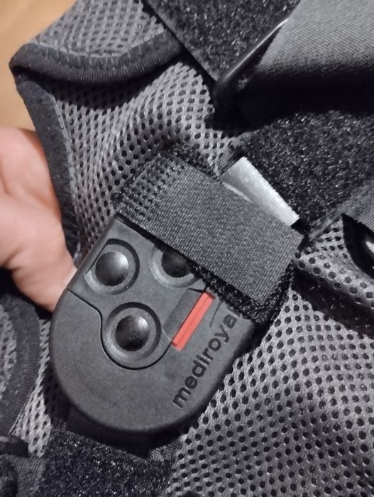 Stabilizator kolana stawu