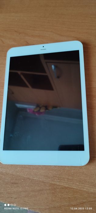 Планшет Dex 890, планшет