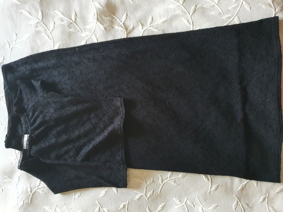 Saias e blusas de mulher