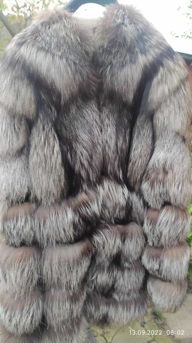 Продам полушубок  б/у не дорого