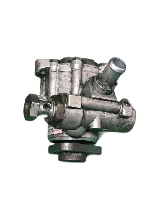 Bomba de Direçao Assistida AUDI A4 B7 8E0145155N (OEM) | 7690955121 (OEM)