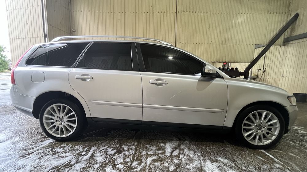 VOLVO V50 2010 VIN YV1MW76F2A2567938 фото оголошення 2 з 21