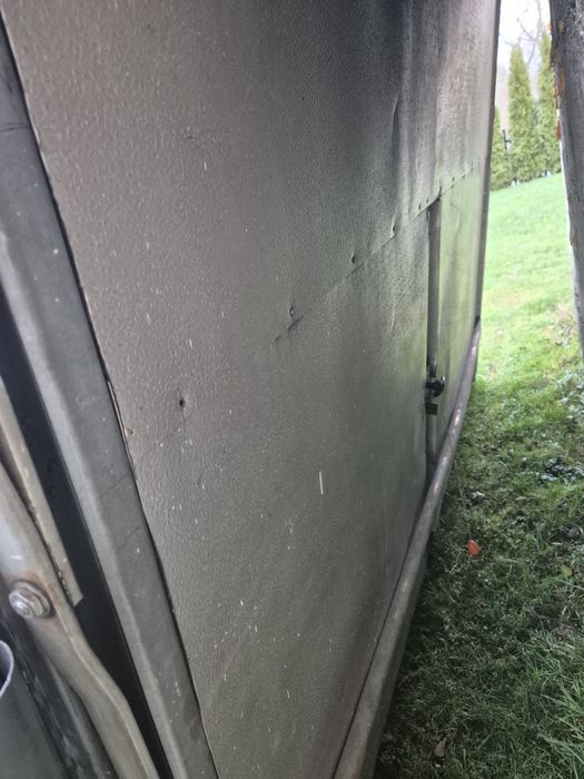 Brama uchylna ocieplana