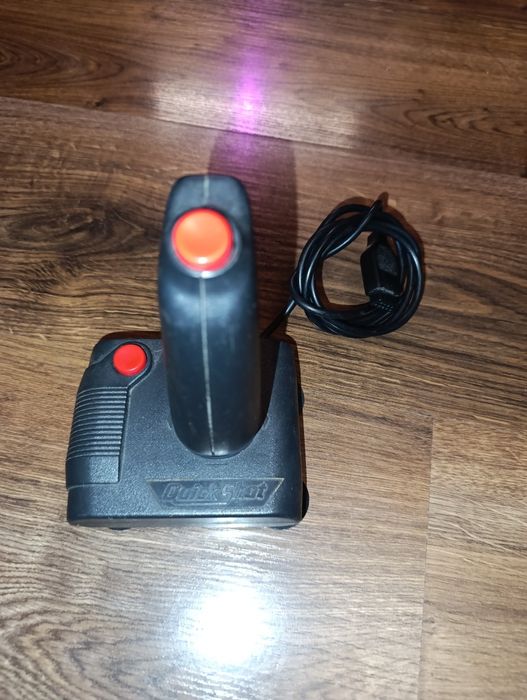 Atari 1040STf, sprawne zestaw, mysz, adapter , RGB, quick shot