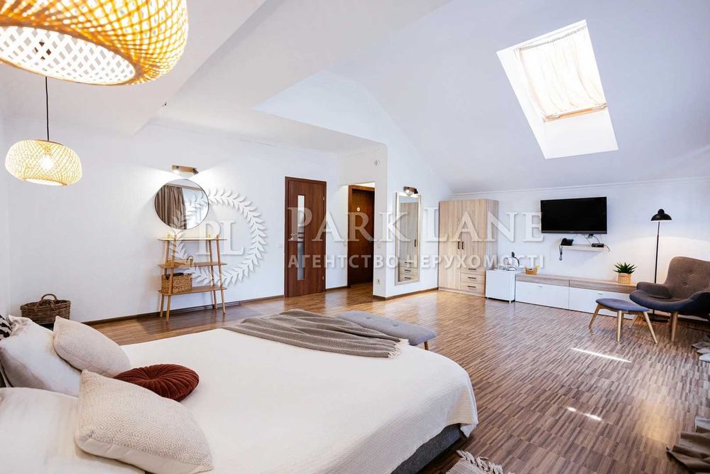 Продаж готельно-ресторанного комплексу "Веселий заєць"Пірново" Київ