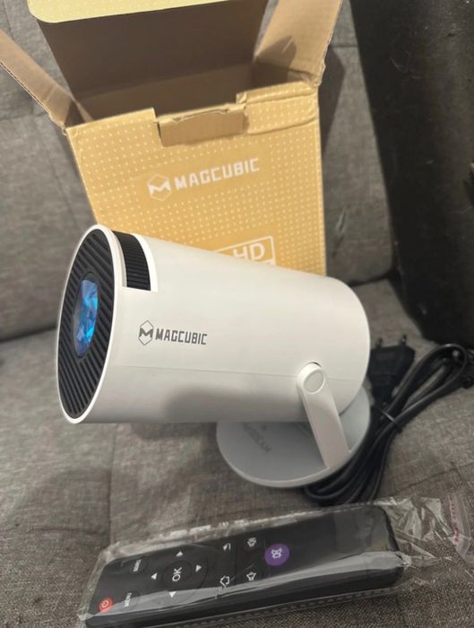 Projetor magcubic