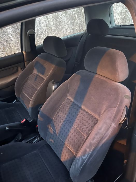 Vendo golf 2001 não negocio o preço