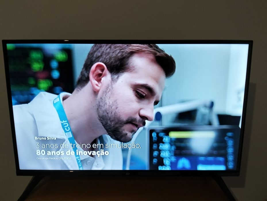 TV Smart Led 32"