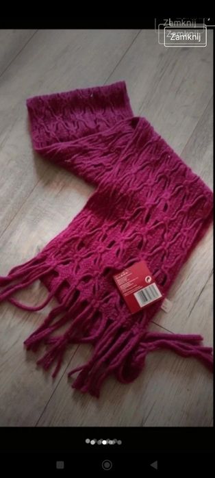 Nowy różowy szalik damski