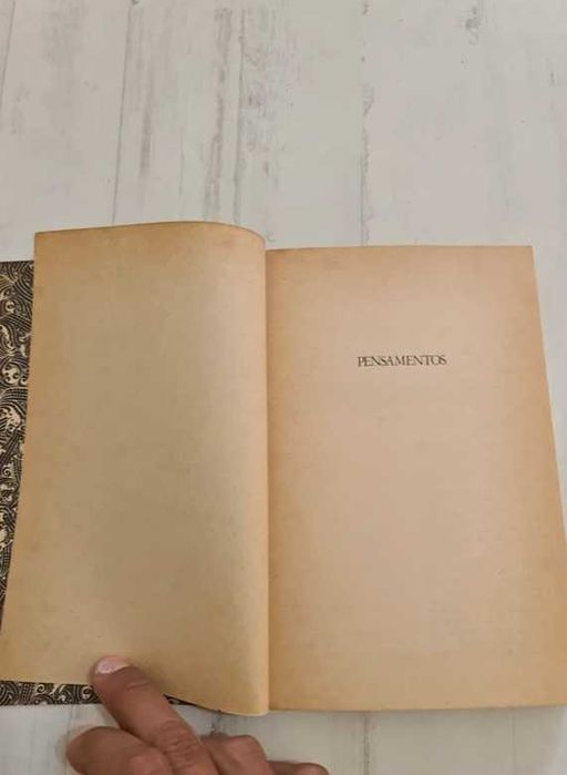 Livro Marco Aurélio Pensamentos