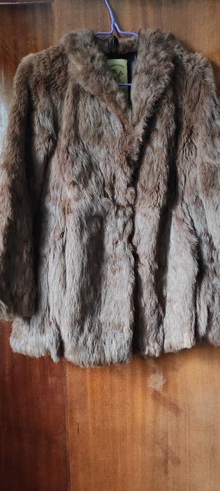 Вінтажна натуральна  жіноча шуба з хутра кролика