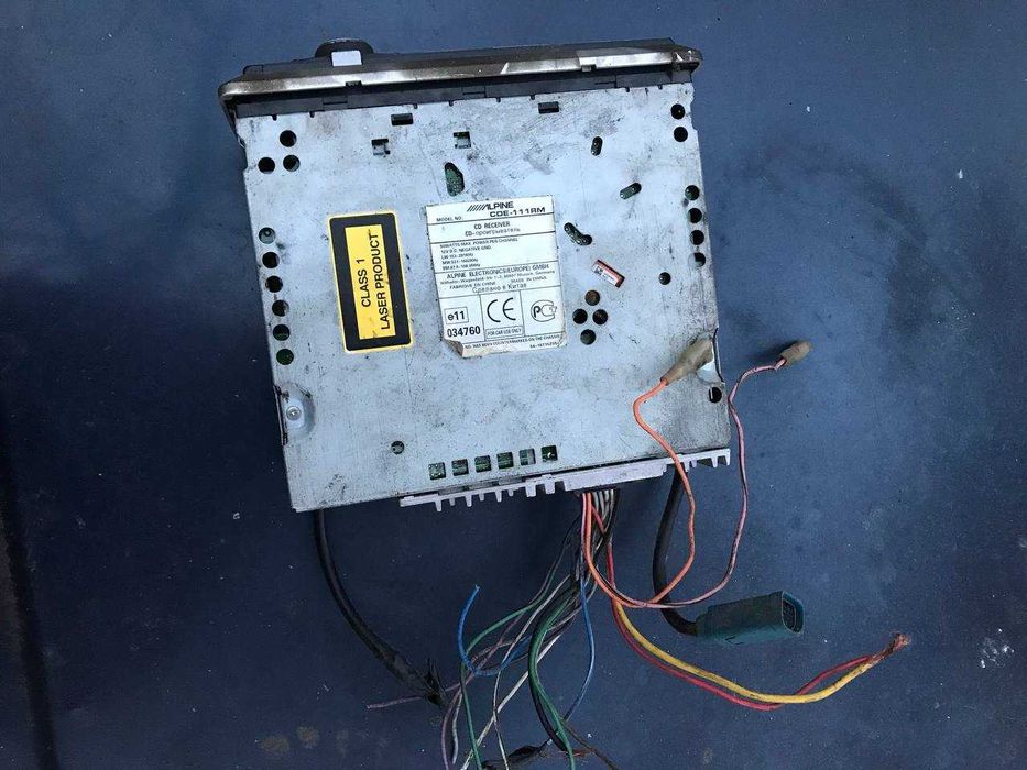 Автомагнитола Alpine CDE 111RM