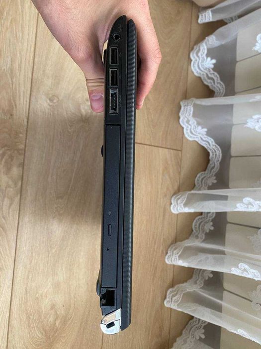 Ноутбук Toshiba Satellite PRO R850 (i3-2310, 4gb, HDD 500gb)