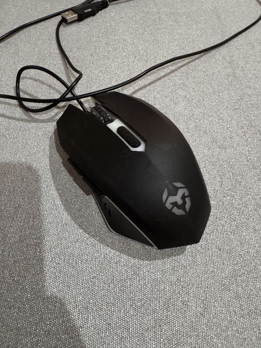 Rato gaming com fios