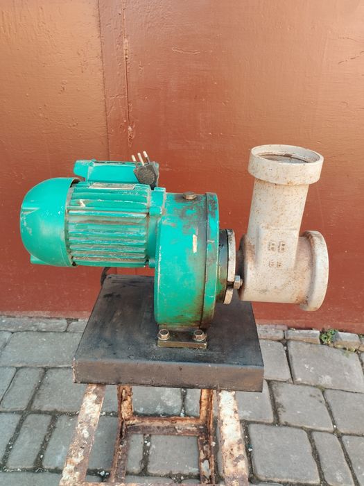 Продам електродвигу