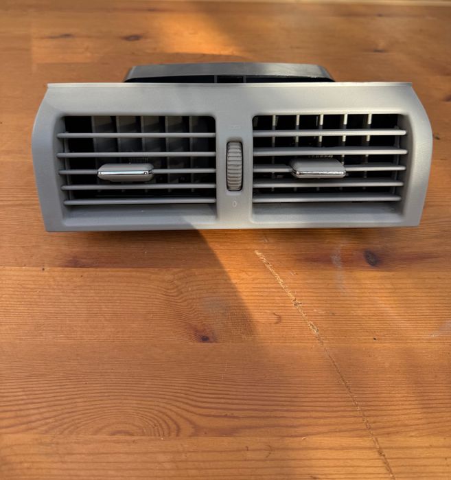 Difusor  saufagem central Mercedes E Class W210