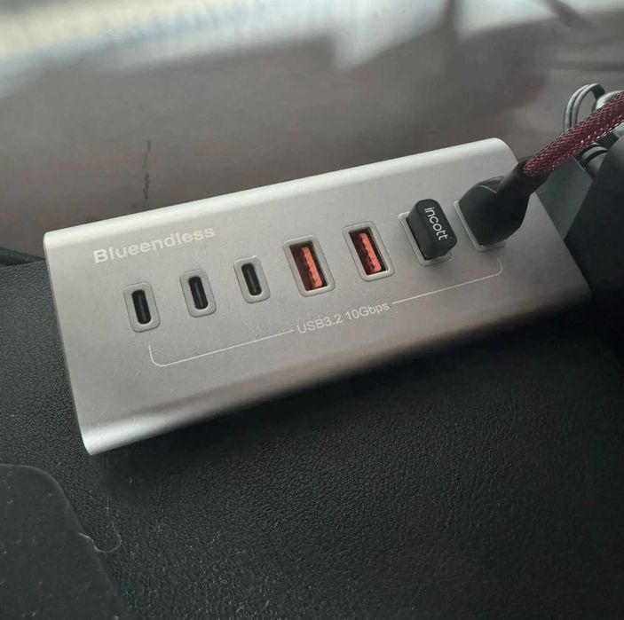 USB-C ЮСБ Хаб 10Gbps USB 3.2 док - станция с картридером 9-в-1 б/у