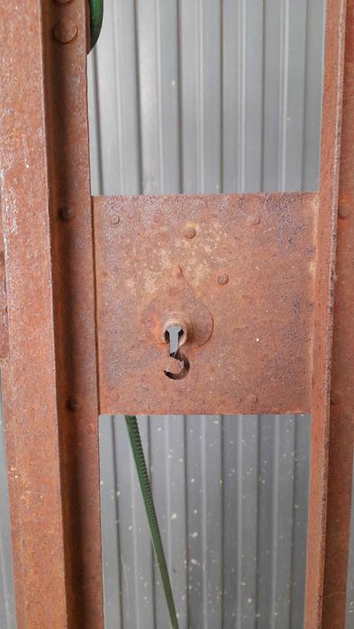 Portão em ferro forjado