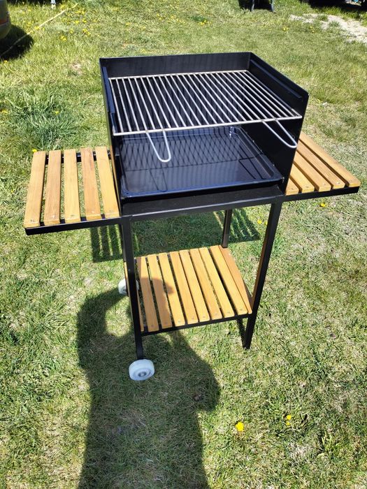 Grill stalowy mocny nowy