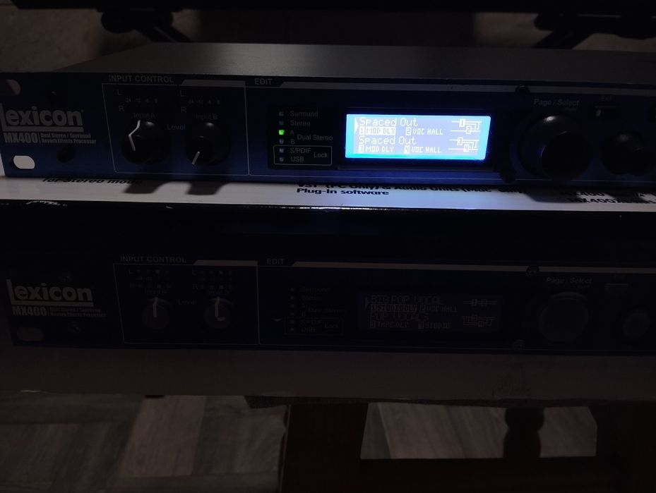 Процесор ефектів LEXICON MX 400