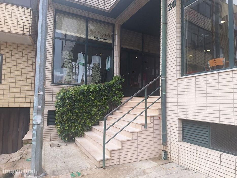 Loja / Estabelecimento Comercial em Valongo de 40,00 m2