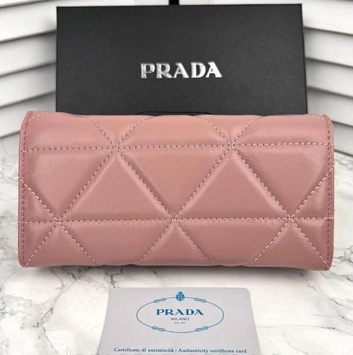 Жіночий гаманець Pradа