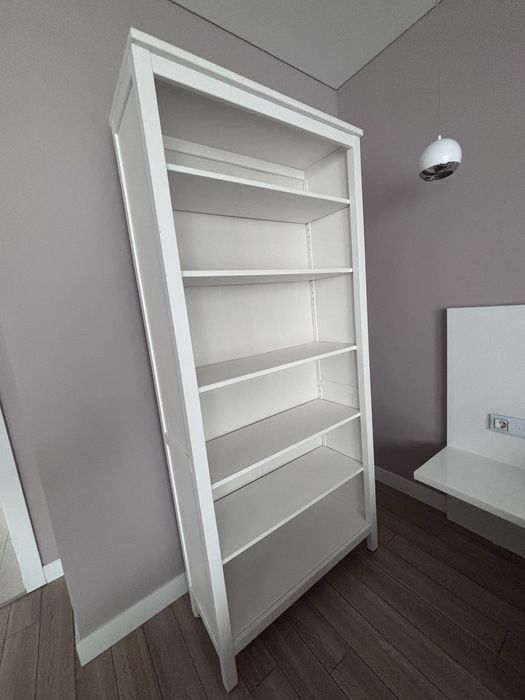 Regał Ikea Hemnes