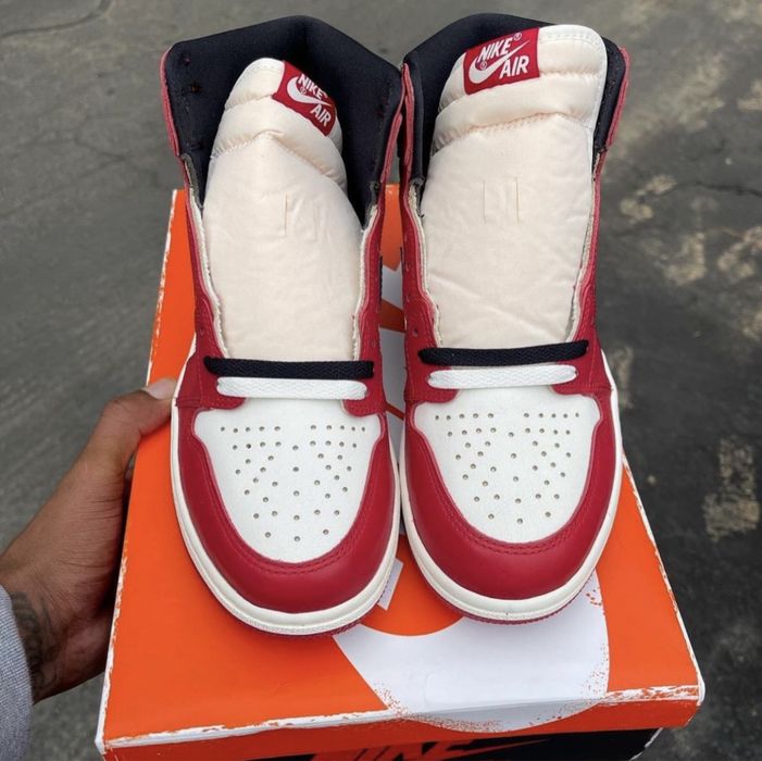 Nike Air Jordan 1 Lost and Found (43)