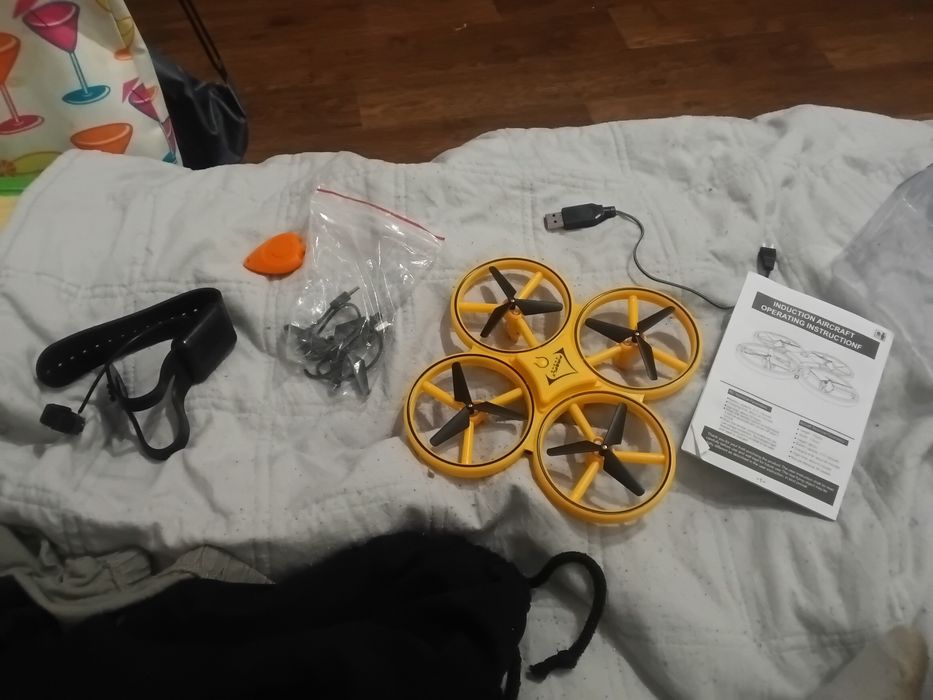Квадрокоптер без гарантією