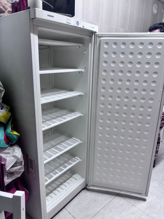 Arca branca em bom estado