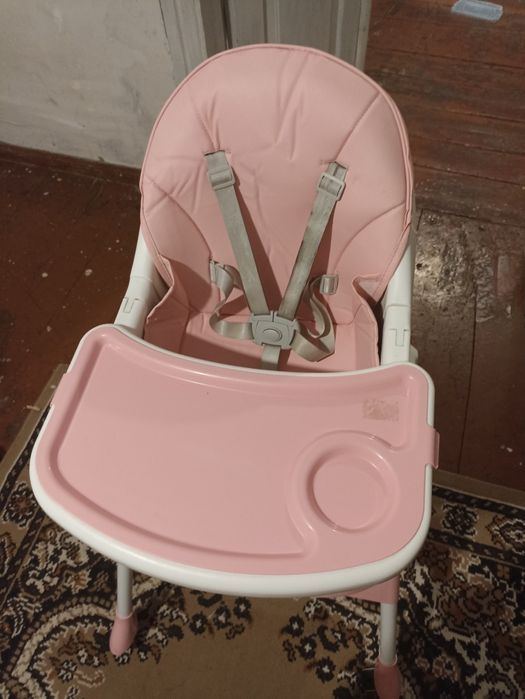 Стільчик для годування