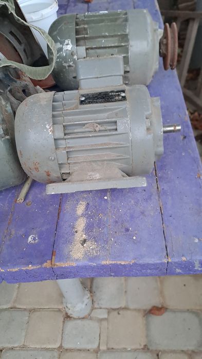 Єлектро мотори на вибір