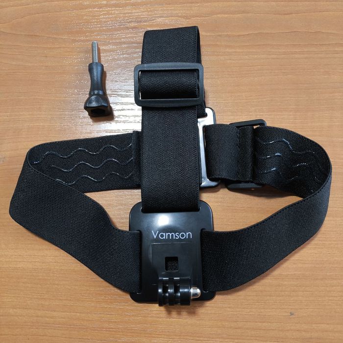 Кріплення для телефона та екшен камер GoPro.