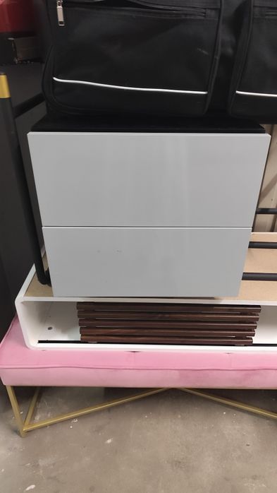 Vendo mesinhas de cabeceira